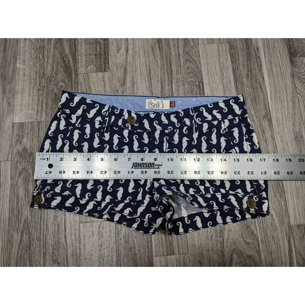 (3/$27) SO Juniors Size 3 Pockets‎ Seahorse Pattern Navy Blue White Short Shorts